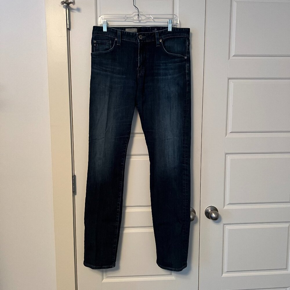 AG Men's The Graduate Tailor Leg Blue Jeans